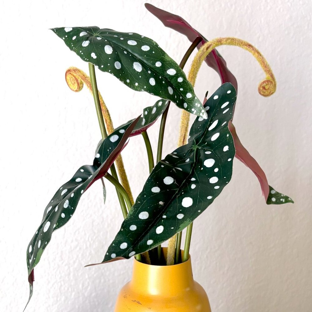 20" Realistic Artificial Begonia Maculata Spotted Begonia Plant Pot Vase Accent